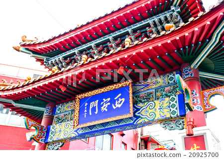 Kobe Nankinmachi Xi'an gate 20925700