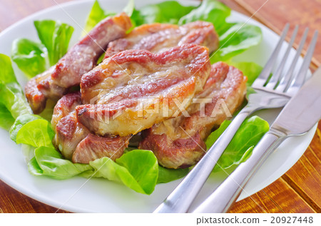 fried meat 20927448