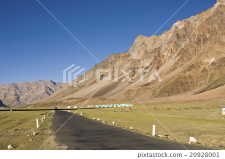 High Altitude Road High Altitude Road 20928001