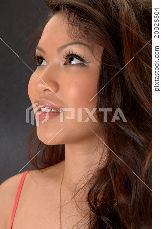 Portrait of girl. 20928804