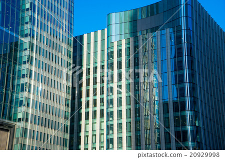 Office building and reflection in London,  20929998