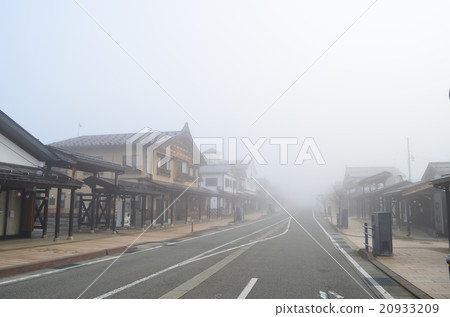 清晨牧野街 20933209