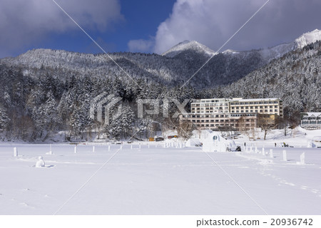 Tower lake in the winter season Tower lake in the winter season 20936742