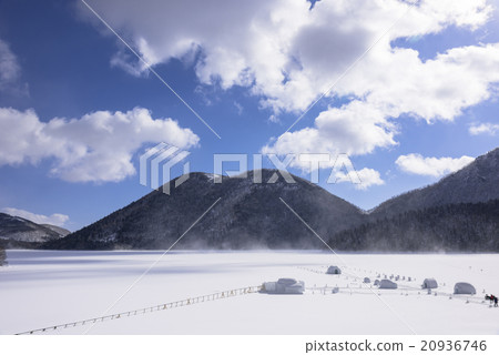 Tower lake in the winter season 20936746
