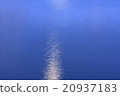 湖和月光 20937183