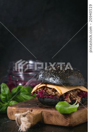 Black burger with stews Black burger with stews 20940519