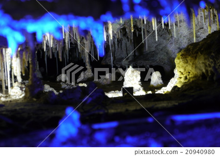 鐘乳石 鐘乳石 20940980