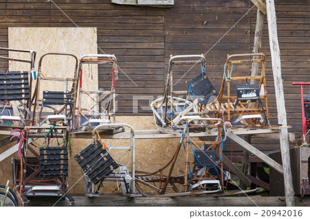 Arctic sled dogs North pole, Svalbard Arctic sled dogs North pole, Svalbard 20942016