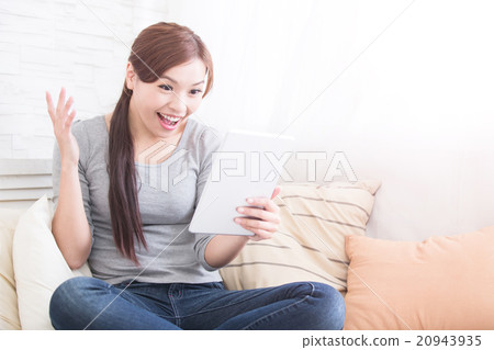 smile woman hold digital tablet smile woman hold digital tablet 20943935