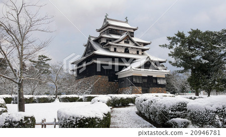 雪的松江城（國寶） 20946781
