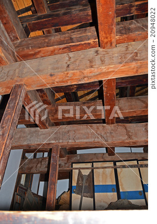 Herring palace interior view/attic 20948022