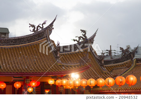 孔廟禮儀屋頂和燈籠 孔廟禮儀屋頂和燈籠 20948532