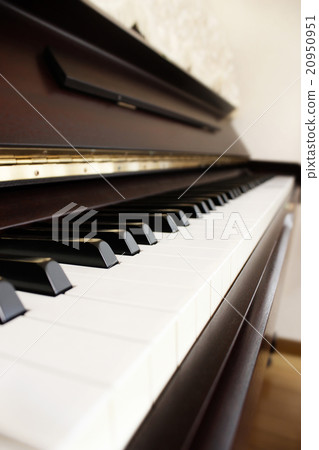 Close-up image of piano Close-up image of piano 20950951