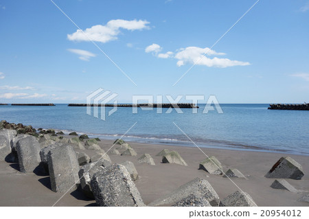 Wave block and sea 20954012