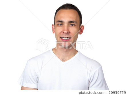 圖庫照片: smiling man with brackets