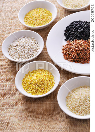 multigrain rice  20959798