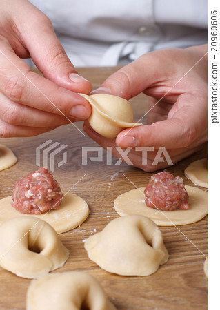 sculpt dumplings with minced meat closeup vertical sculpt dumplings with minced meat closeup vertical 20960606
