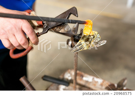 Handmade figures of melted glass 20968575