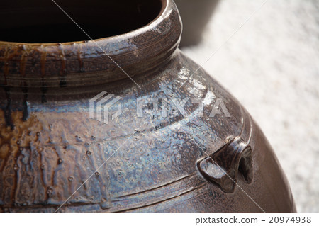 Okinawa Yachimun no jar 20974938