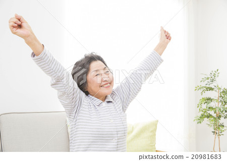 Senior women in pajamas 20981683