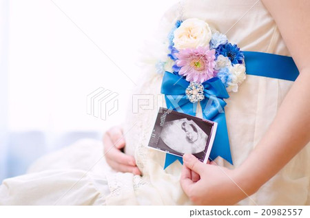 Maternity photo 20982557