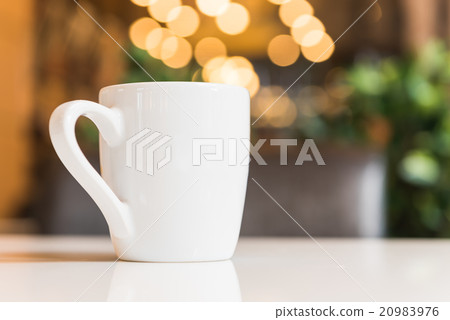 white coffee cup in coffee shop 20983976