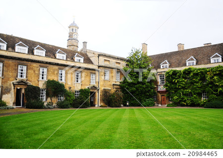 在英國劍橋大學內部 20984465