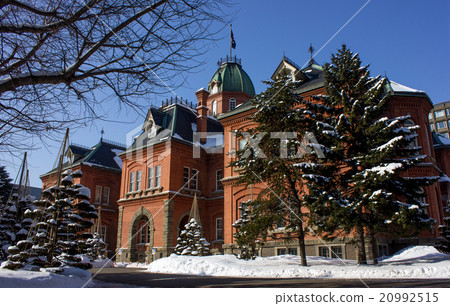 Old main building of Hokkaido agency, red brick, snow scene Old main building of Hokkaido agency, red brick, snow scene 20992515