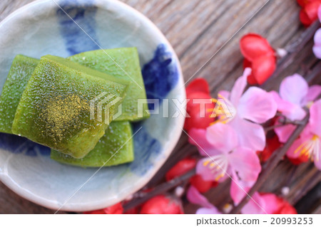 Matcha mochi japanese dessert 20993253
