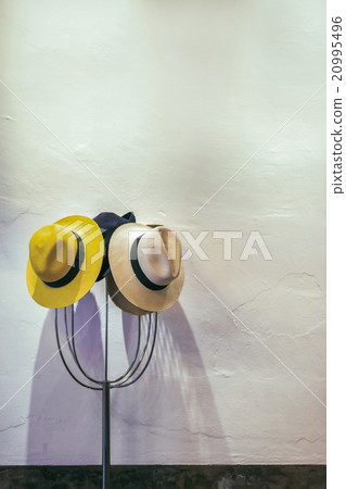 Hats on hanger 20995496