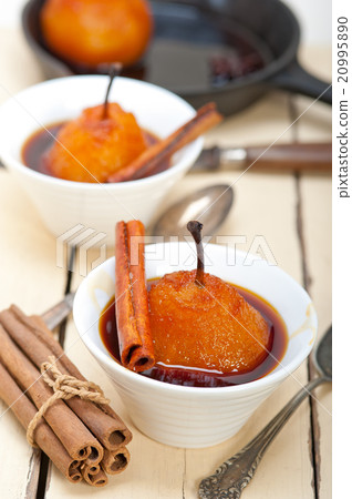 poached pears delicious home made recipe 20995890