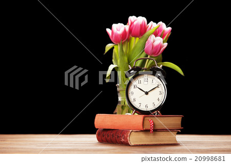 Vintage alarm clock Vintage alarm clock 20998681