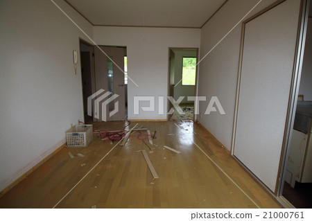 重建家園 21000761