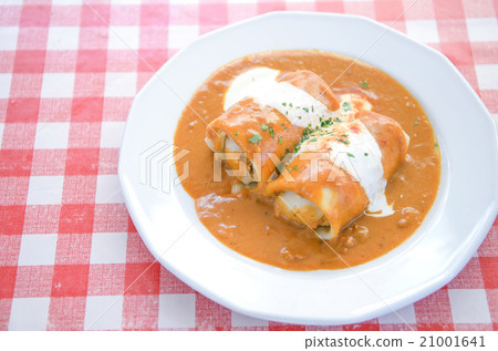 Palatschinke,Hungarian-style crepe,Hortobagy Palatschinke,Hungarian-style crepe,Hortobagy 21001641