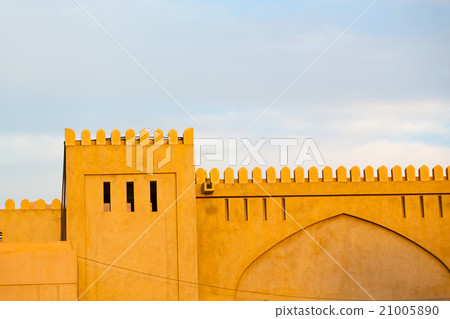 in oman    muscat    the    21005890