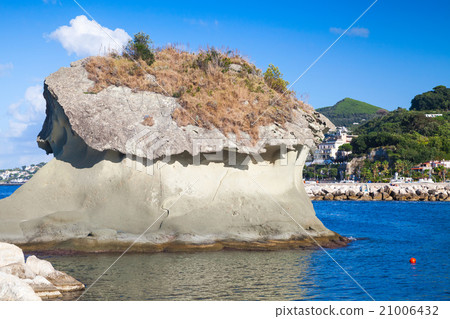 Il Fungo. The famous rock in mushroom shape 21006432