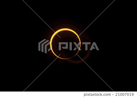環形日食 21007019