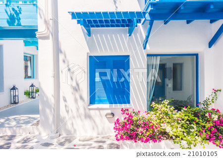 Beautiful architecture with santorini and greece style 21010105