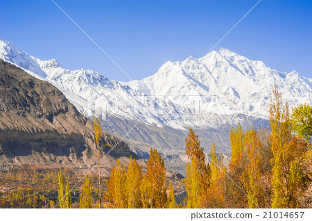 beautiful Landscape of Hunza Valley in Autumn 21014657