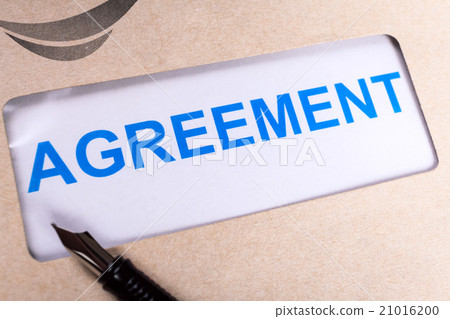 Agreement in brown envelope,  use business concept 21016200