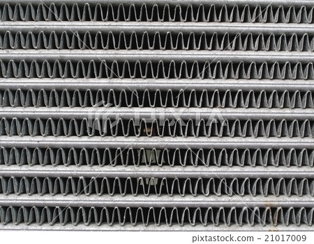 Engine cooling radiator Engine cooling radiator 21017009