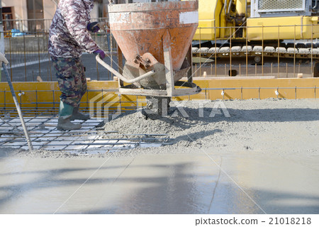 Concrete placing 21018218