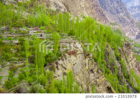 beautiful Landscape of Hunza Valley in Autumn beautiful Landscape of Hunza Valley in Autumn 21018978