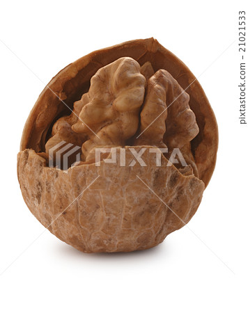 Half cracked walnut Half cracked walnut 21021533