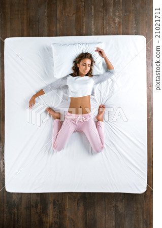 Top view photo of sleeping girl 21021711