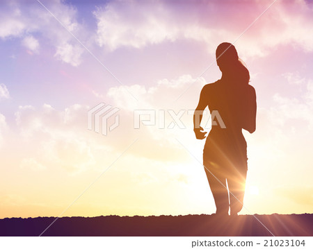 Silhouette of fit person 21023104
