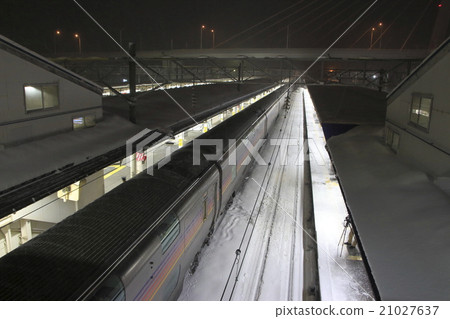 Bed sleeping stop at Aomori Station Express Cassiopeia 21027637