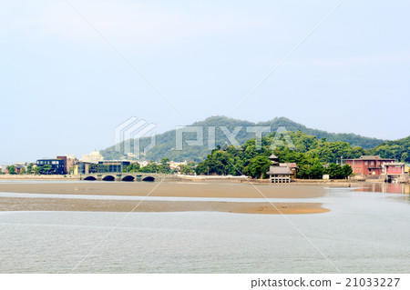 Wakanoura Bay in Wakayama, Japan 21033227