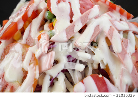 Fresh salad with ham 21036329