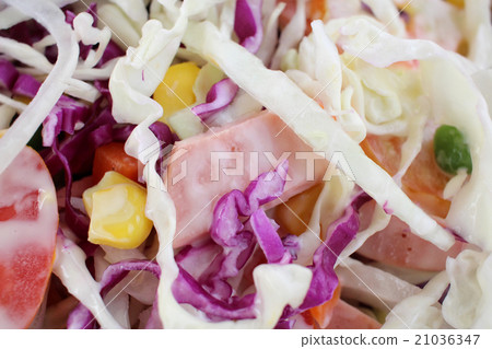 Fresh salad with ham 21036347